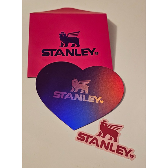 Stanley Berry Truffle Valentines Day Flowstate Quencher 30oz NEW 2025 - Picture 7 of 8